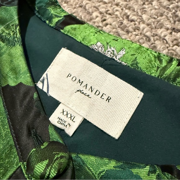 Tuckernuck POMANDER PLACE
Green Jacquard Samantha Dress - Picture 8 of 10